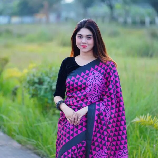 Saree মাধুরী মালা শাড়ি